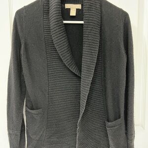 Banana Republic small Black Cardigan Sweater made of Italian Yarn